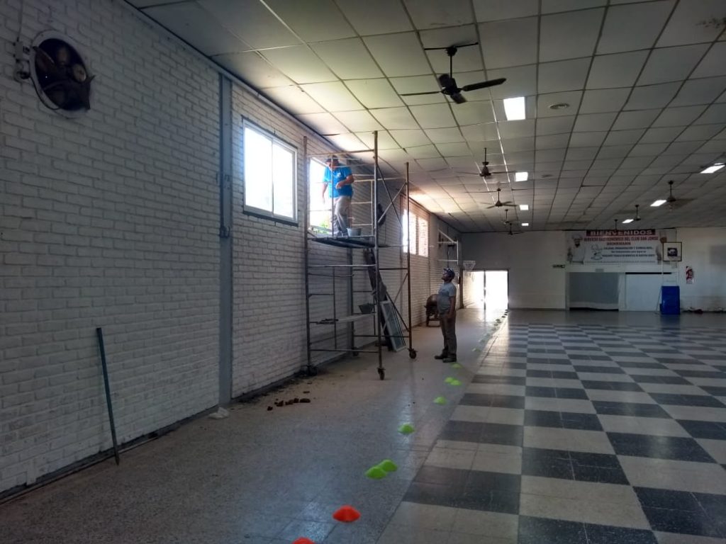 San Jorge sigue su plan de obras en salón y polideportivo - La Radio