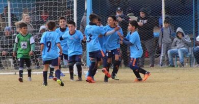 Fútbol/Menores: Nueve sorprendió al «santo» y ganó la «Copa de Oro»