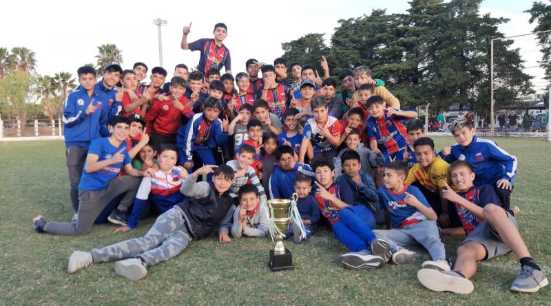 Fútbol/Menores: San Jorge «Campeon Copa de Oro» del Torneo Clausura
