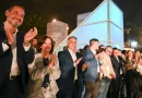 Llaryora inauguró la completa remodelación de la Plaza España