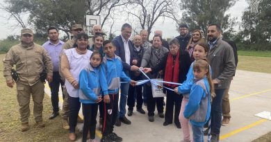 Inauguraron el playón deportivo «Hugo Reyna» de la Escuela Rural Manuel Belgrano