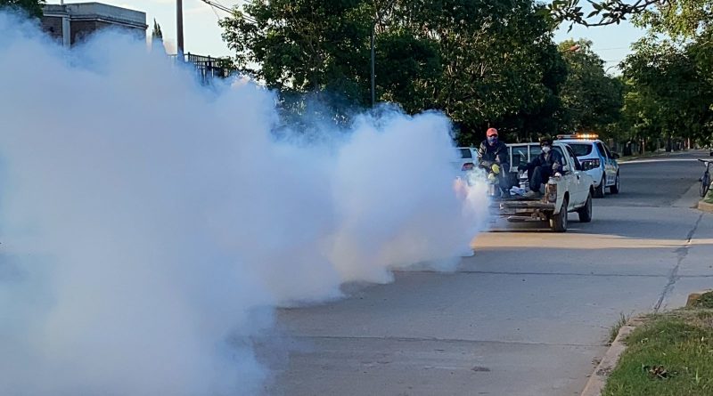 🤜🏻¡En acción contra el dengue!🦟Brinkmann fumigó este viernes y lo volverá a hacer el lunes