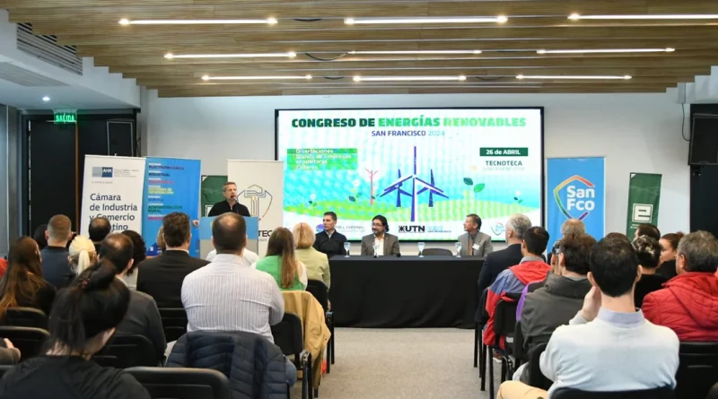 Se realizó el segundo Congreso de Energías Renovables en Tecnoteca San Francisco