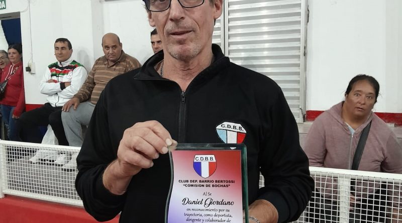 Club Bertossi realizó su torneo anual y reconoció a Daniel Giordano