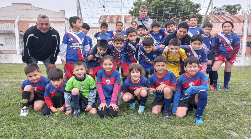 Bochas, fútbol sabatino y Tiro con Arco en Club Bertossi