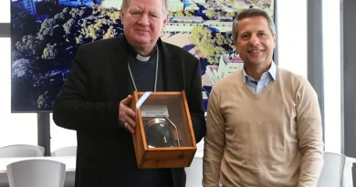 Bernarte recibió al nuncio apostólico en la Argentina y dijo que «es un verdadero honor»