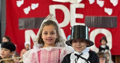 El nivel primario del Instituto Privado «D.F. Sarmiento» celebró el 25 de mayo