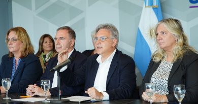 Llaryora: “Los resultados de las pruebas Aprender nos ponen muy orgullosos”