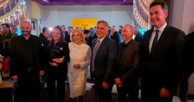 Junto a Mirtha Legrand, Llaryora encabezó el lanzamiento de los Premios Sur que se realizarán en Córdoba