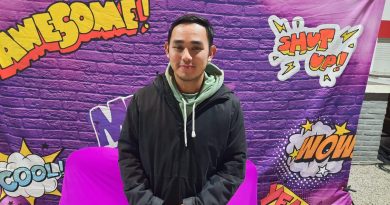 Actor colombiano David Godoy presentó «Selfie» para alumnos del Complejo P. J Isaac