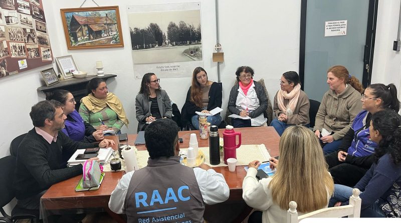 Profesionales de UDER se reunieron con funcionarios de Salud, Desarrollo y Educación en Brinkmann
