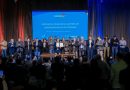 Llaryora firmó un proyecto de ley para modernizar la gestión de los caminos rurales y anunció un aporte extra de 12.500 millones