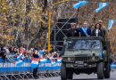En Colonia Caroya, Llaryora encabezó el desfile cívico-militar en conmemoración del 9 de Julio