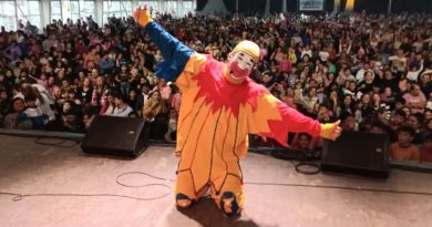 🎥  Piñón Fijo le puso alegríaa y color al cierre de la «Feria Lechera de las Américas» en Morteros