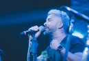 Se rompió el escenario y cayó el cantante de Dale Q Vá  en San Francisco