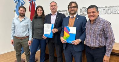 Educación y FAMAF firmaron un convenio para fortalecer las prácticas docentes
