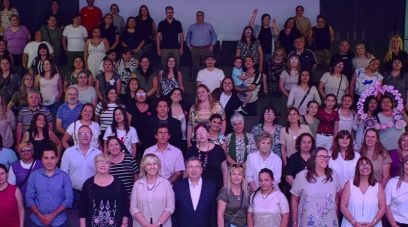 El Ministerio de Educación celebró el Día de las Cooperadoras Escolares con distinciones y reconocimientos