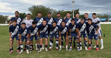 Fútbol Regional: Porteña goleó a Mitre y ascendió a la «A»