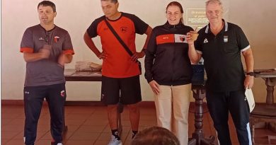 Horacio Anselmi capacitó en Centro Social