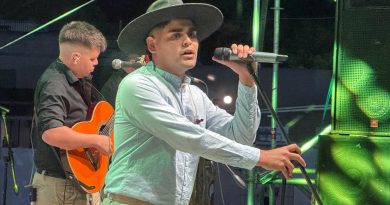 Ema Cabral y sus «chaqueñadas» lo más celebrado  de la primera noche del Festival