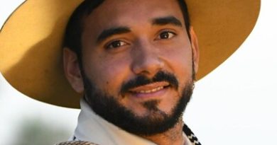 El finde largo empieza con Lázaro Caballero esta noche en Morteros