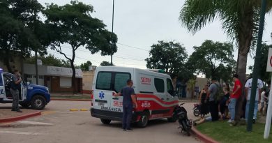 Morteros: un lesionado tras la colisión entre una camioneta y una motocicleta