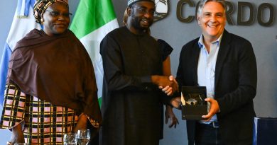 Llaryora se reunió con la delegación de Nigeria