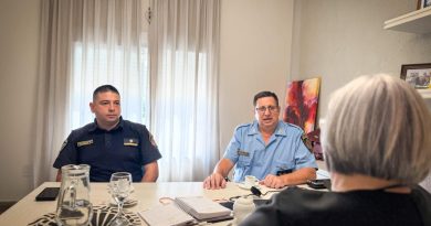 Nora Passero recibió a autoridades policiales tras seguidilla de robos en Porteña