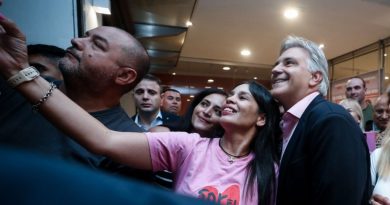 Llaryora: Las obras de teatro, los espectáculos y los festivales son un gran impulso para el turismo provincial